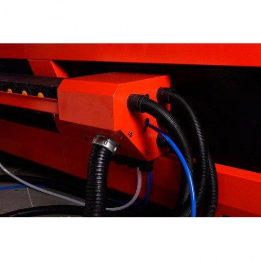 Лазерный станок Raylogic Fiber 1530 LUXE IPG1000