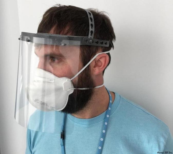Защитная маска распечатанная на 3D-принтере