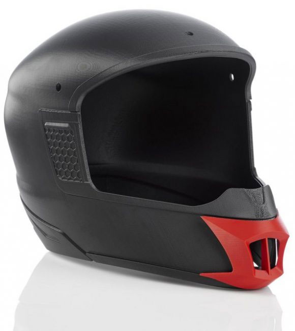 Шлем разработанный на Stratasys F170